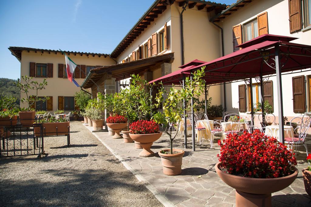 Hotel Del Lago Cavriglia Buitenkant foto