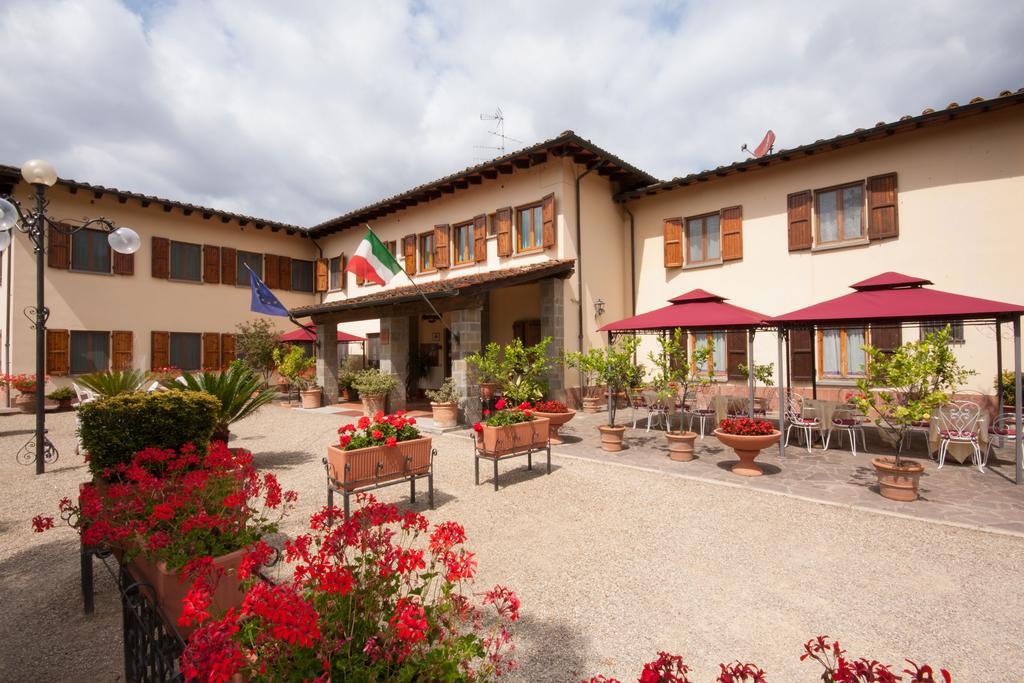 Hotel Del Lago Cavriglia Buitenkant foto