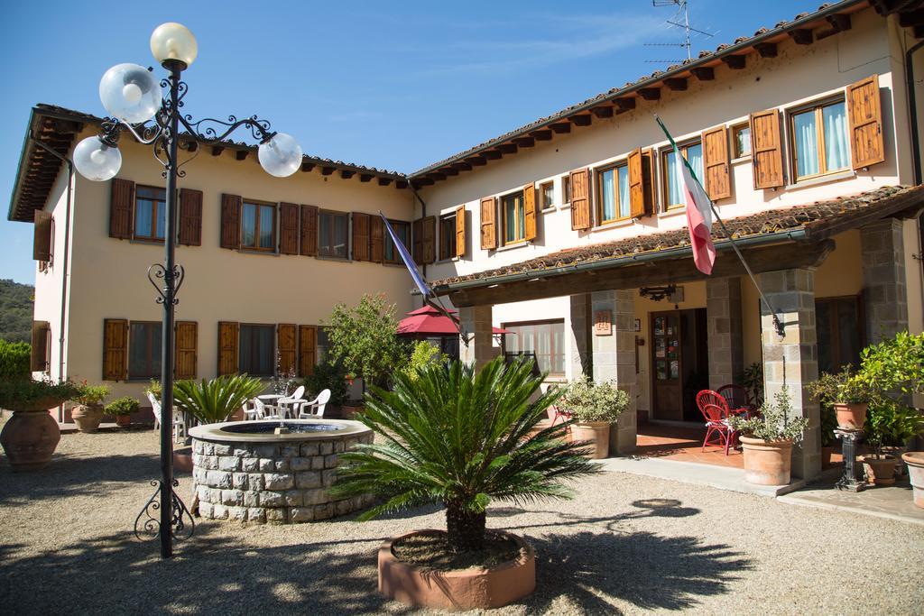 Hotel Del Lago Cavriglia Buitenkant foto