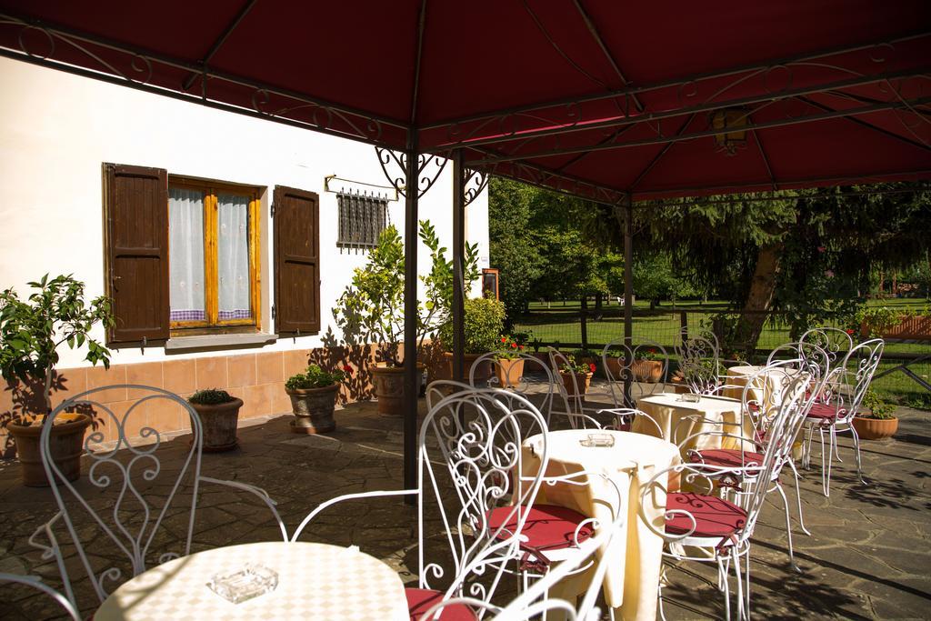 Hotel Del Lago Cavriglia Buitenkant foto