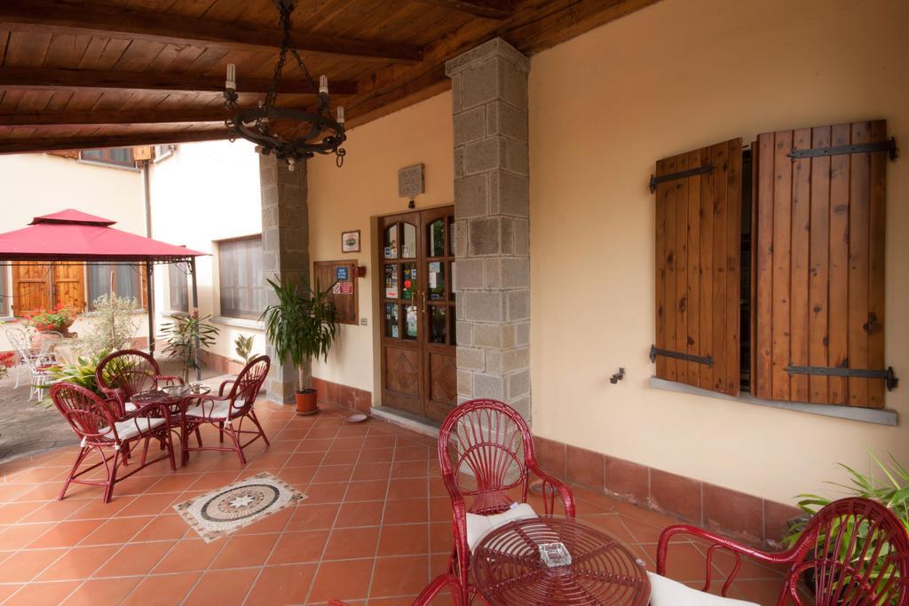 Hotel Del Lago Cavriglia Buitenkant foto