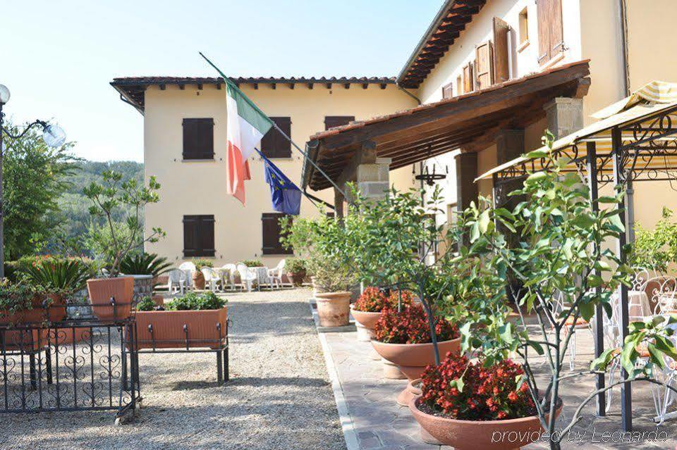 Hotel Del Lago Cavriglia Buitenkant foto